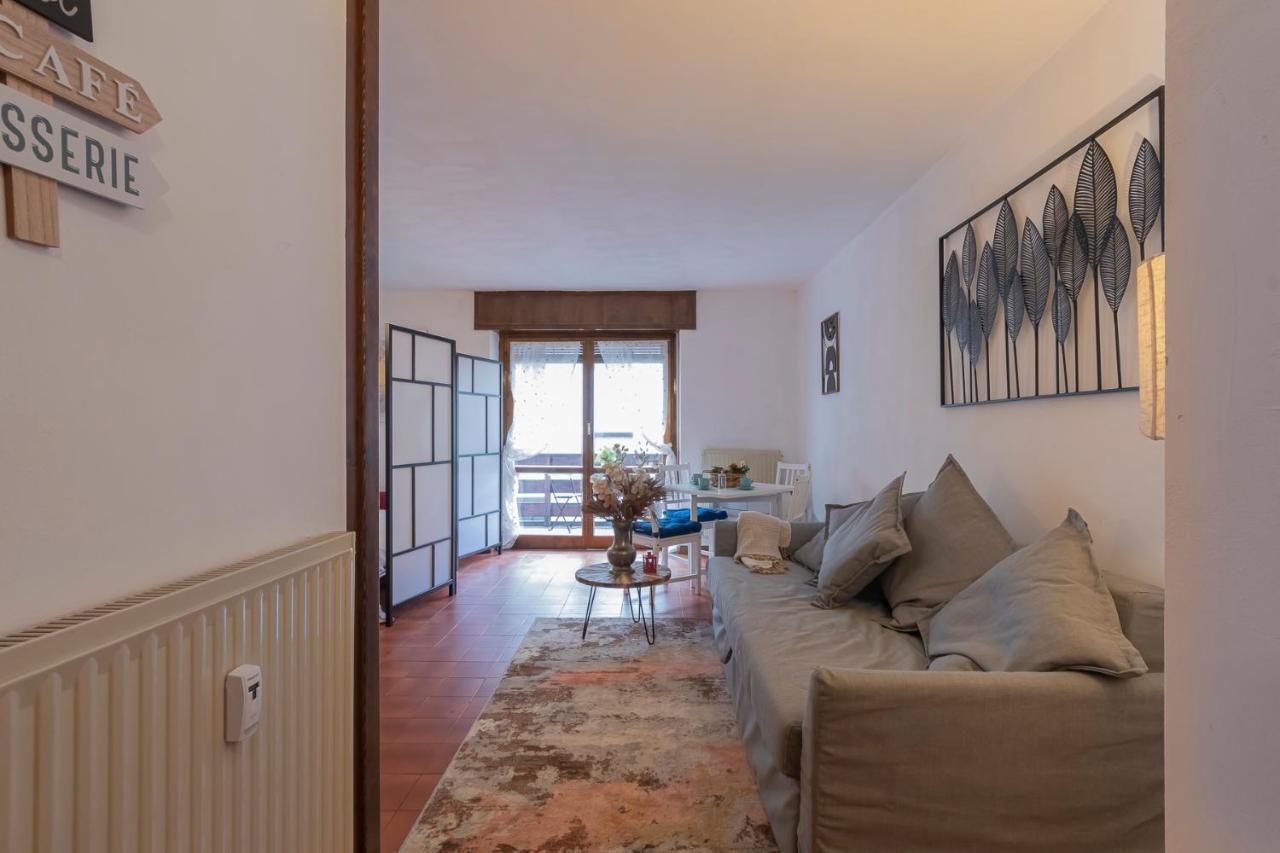 Ihost Flat - Valmalenco Centro Appartement Chiesa in Valmalenco Buitenkant foto