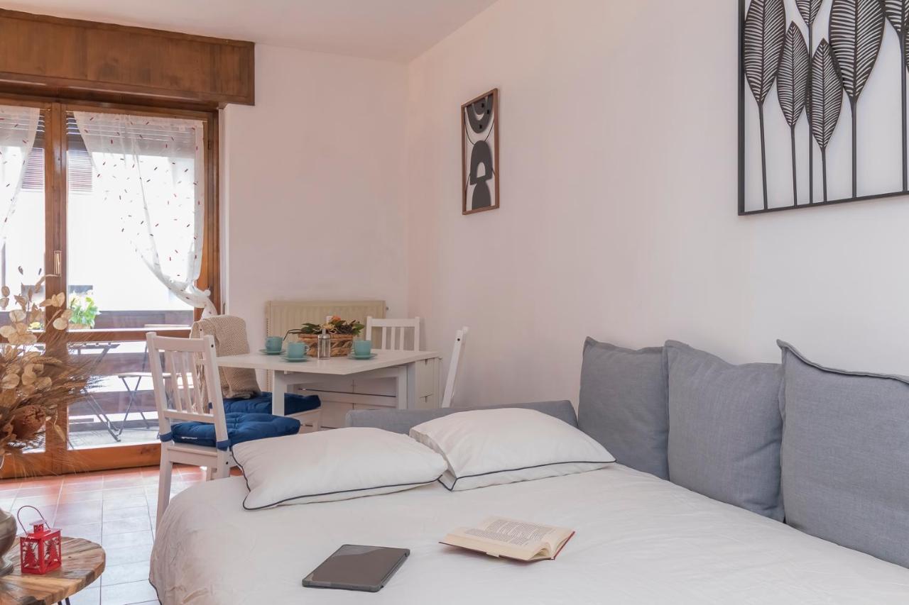 Ihost Flat - Valmalenco Centro Appartement Chiesa in Valmalenco Buitenkant foto