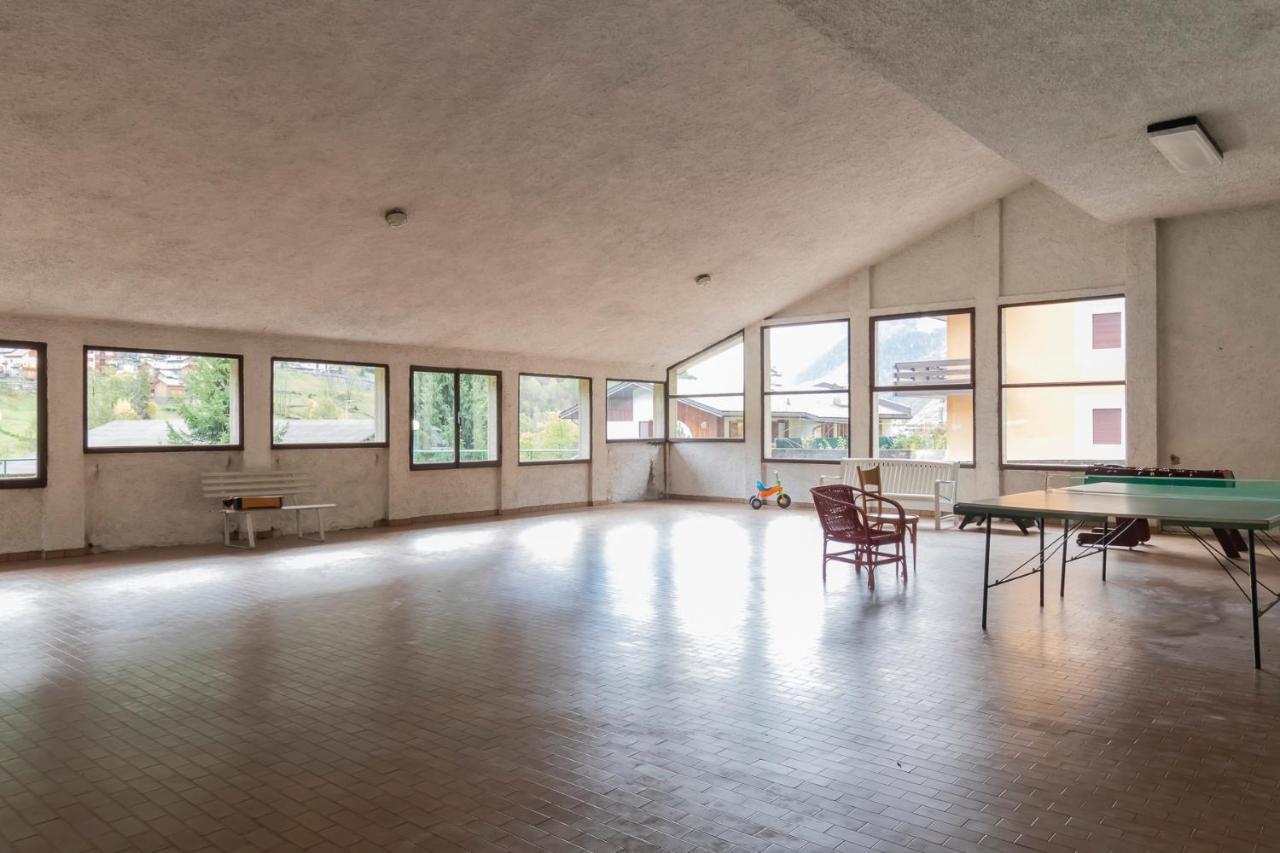 Ihost Flat - Valmalenco Centro Appartement Chiesa in Valmalenco Buitenkant foto
